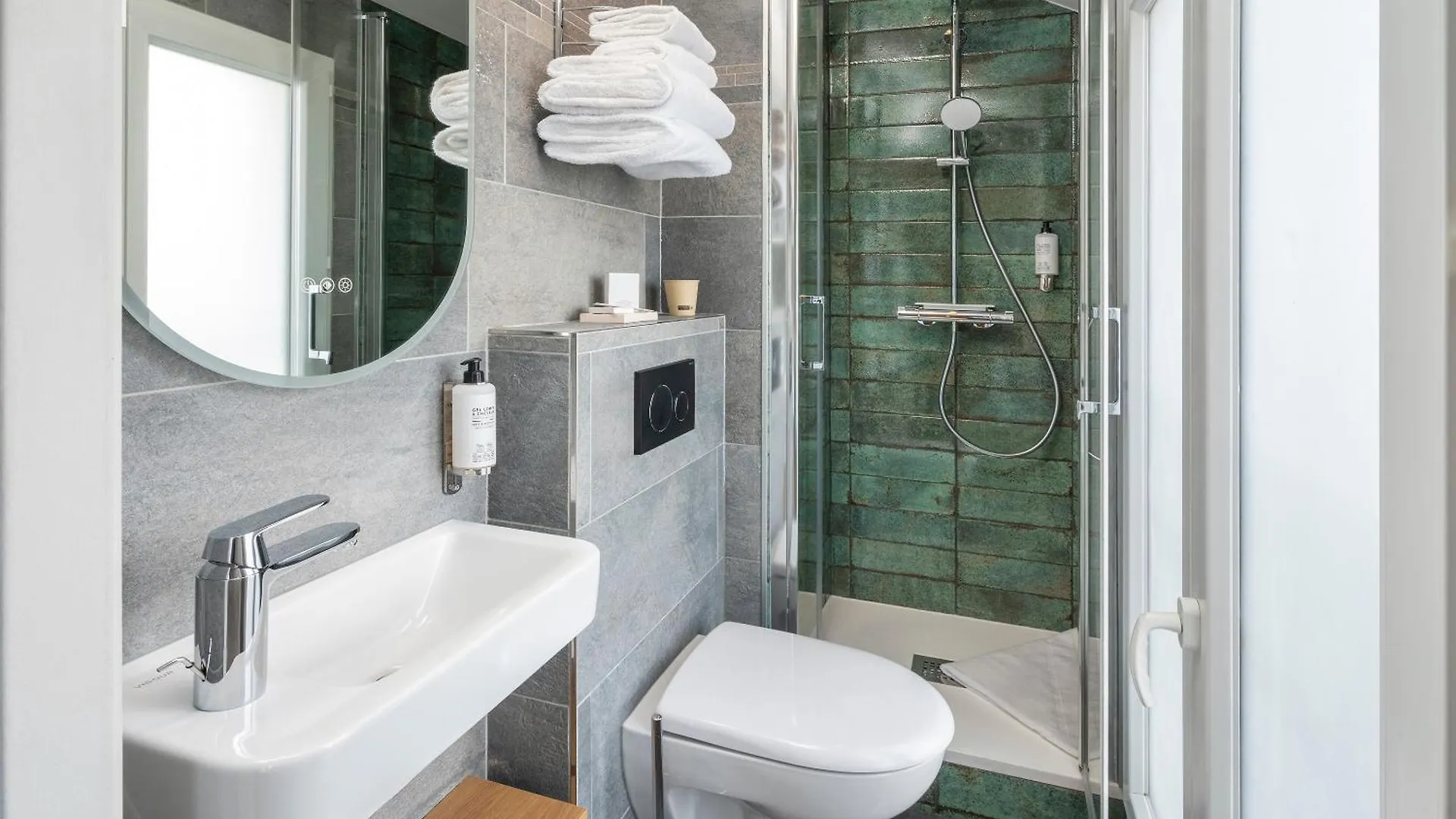Hotel Apolonia Paris Mouffetard, Sure Hotel Collection By Best Western
