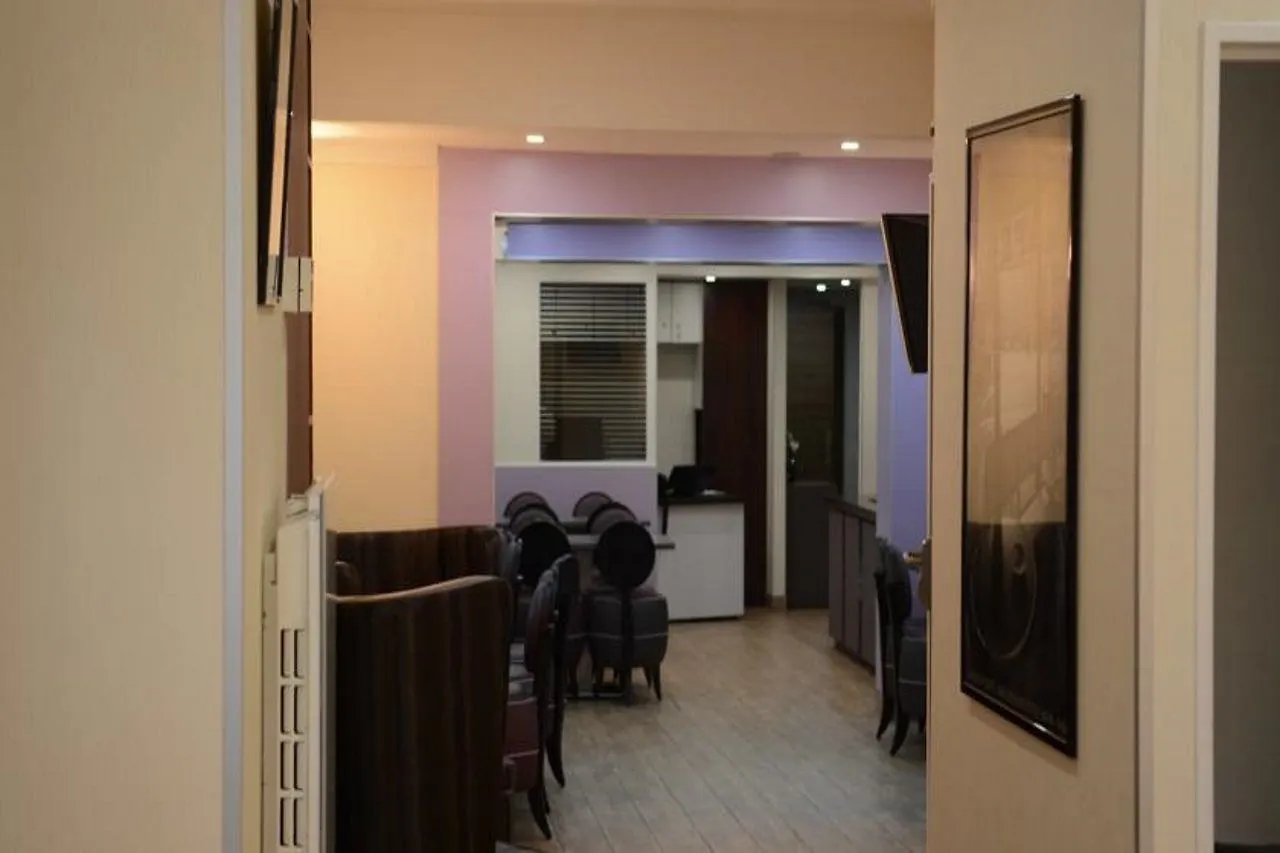***  Hotel Apolonia Paris Mouffetard, Sure Hotel Collection By Best Western France