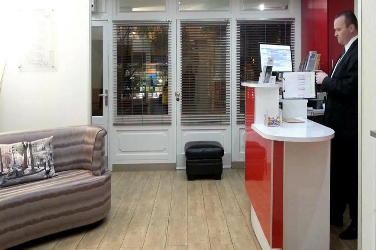 Hotel Apolonia Paris Mouffetard, Sure Hotel Collection By Best Western