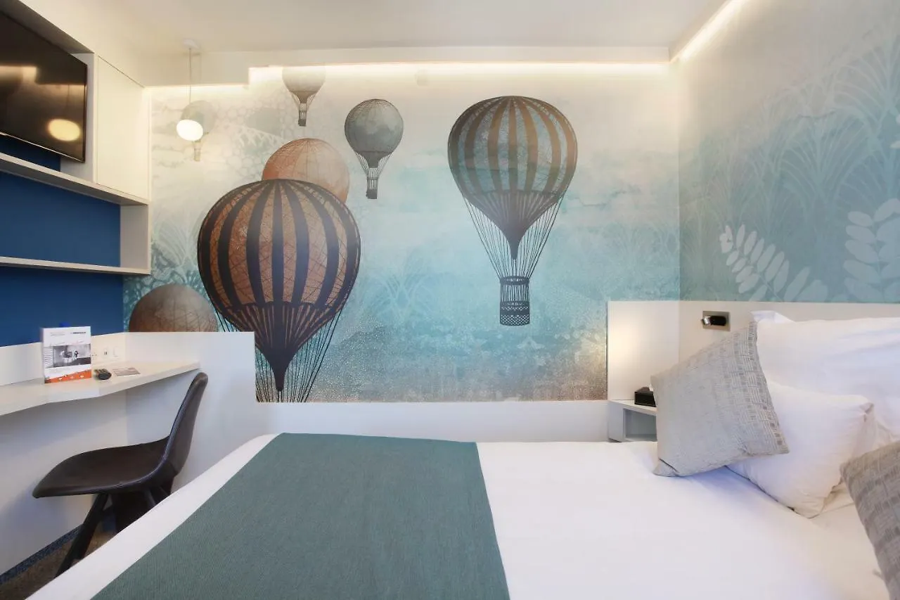 ***  Hotel Apolonia Paris Mouffetard, Sure Hotel Collection By Best Western France